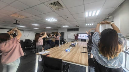 脊柱守护记：一场办公室里的